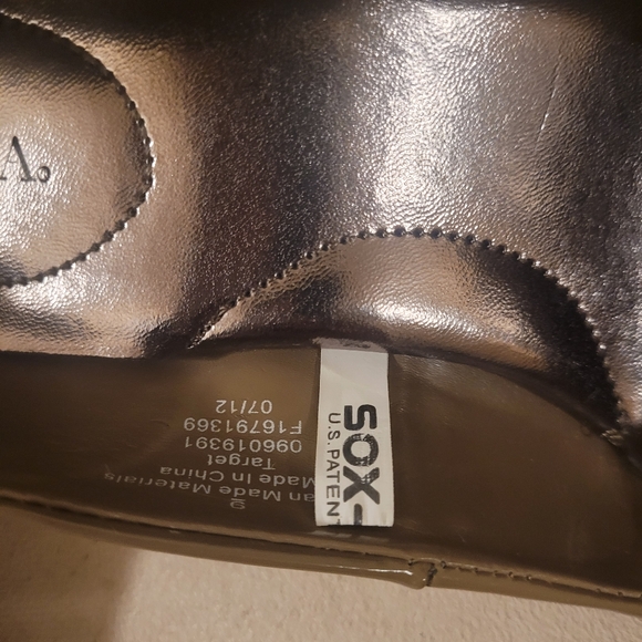 Merona Beige Patent Leather Heels Pumps Shoes Women's Size 9 - Picture 16 of 16